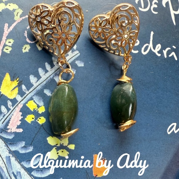 Vintage Gold big green agate 80’s long statement earrings